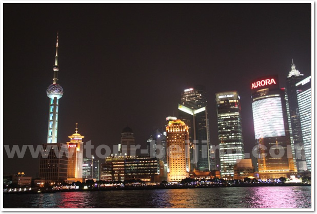 Shanghai Huangpu River and Cruising